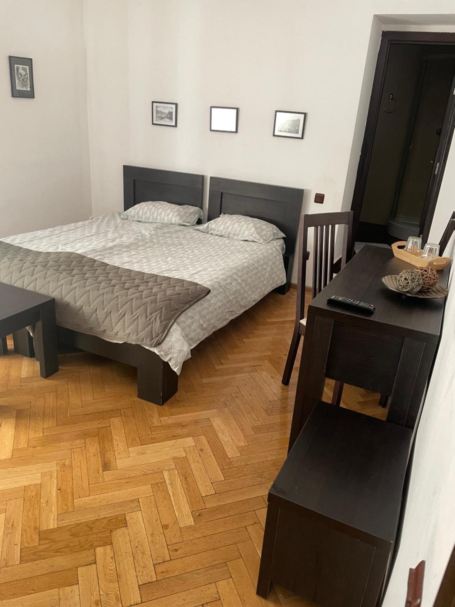 Rami House Central Double Rooms Braşov Exterior foto